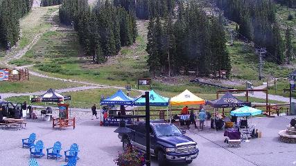 Arapahoe Basin: Base area (arapahoebasin.com)