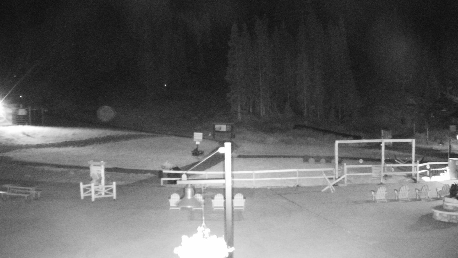 Webcam Arapahoe Basin: Base area