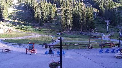 Arapahoe Basin: Base area (arapahoebasin.com)