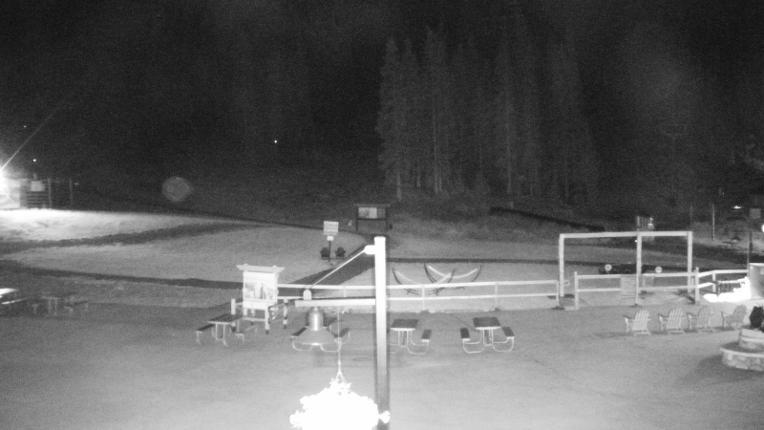Webcam Arapahoe Basin: Base area