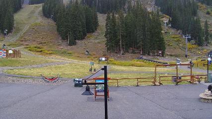 Arapahoe Basin: Base area (arapahoebasin.com)