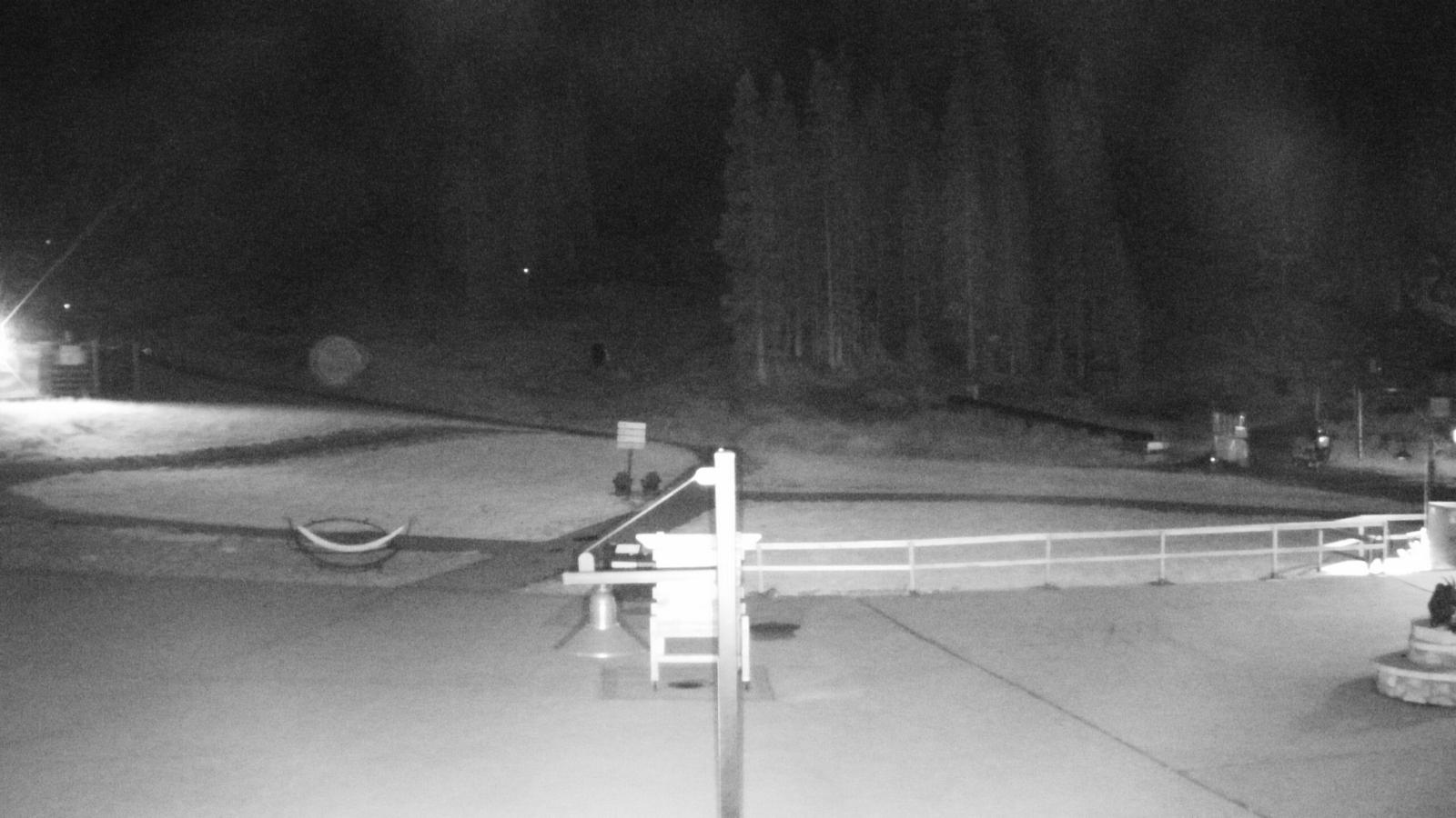 Webcam Arapahoe Basin: Base area