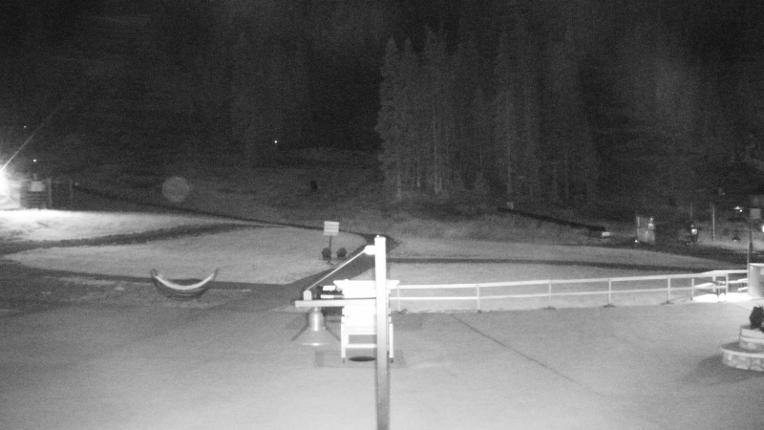 Webcam Arapahoe Basin: Base area