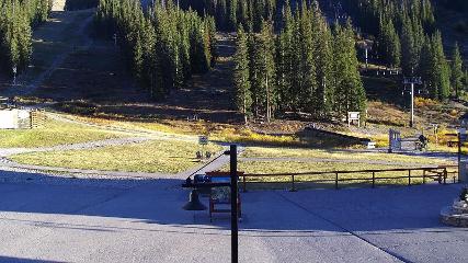 Arapahoe Basin: Base area (arapahoebasin.com)