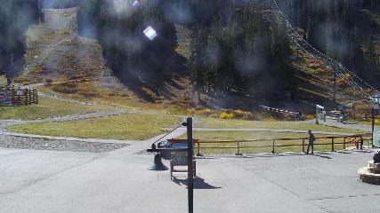 Arapahoe Basin: Base area (arapahoebasin.com)
