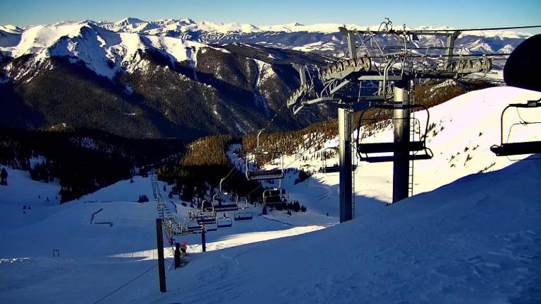 Webcam Arapahoe Basin: Montezuma Bowl