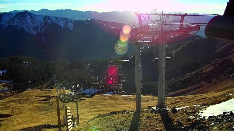 Webcam Arapahoe Basin: Montezuma Bowl