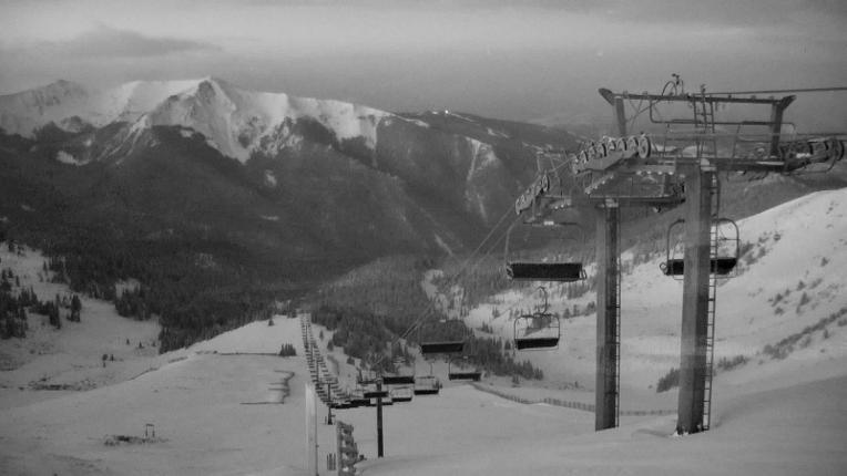 Webcam Arapahoe Basin: Montezuma Bowl