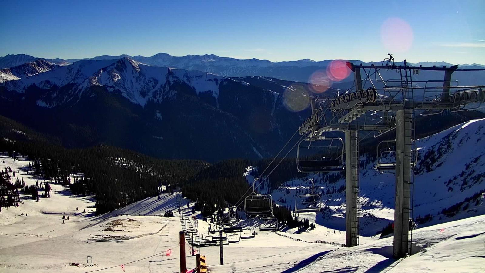 Webcam Arapahoe Basin: Montezuma Bowl