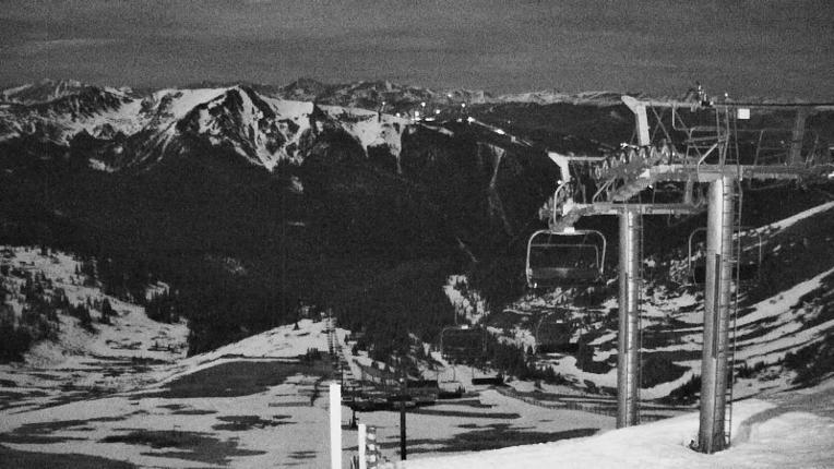 Webcam Arapahoe Basin: Montezuma Bowl