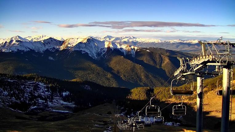 Webcam Arapahoe Basin: Montezuma Bowl
