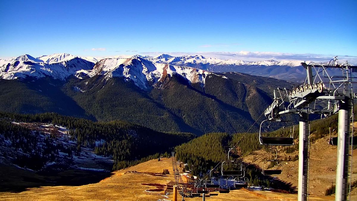 Webcam Arapahoe Basin: Montezuma Bowl