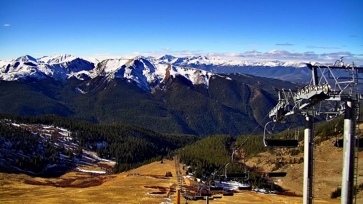 Webcam Arapahoe Basin: Montezuma Bowl