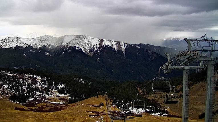 Webcam Arapahoe Basin: Montezuma Bowl