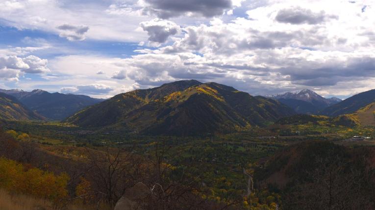 Webcam Aspen Mountain: Panoramic Power of four