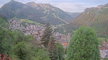 Avoriaz: Village (avorinet.com)