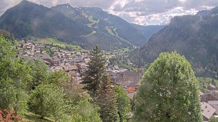 Avoriaz: Village (avorinet.com)