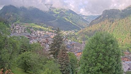 Avoriaz: Village (avorinet.com)