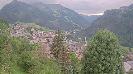 Avoriaz: Village (avorinet.com)