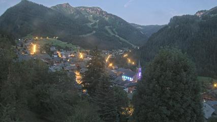 Avoriaz: Village (avorinet.com)