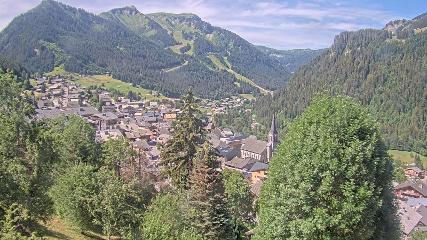 Avoriaz: Village (avorinet.com)