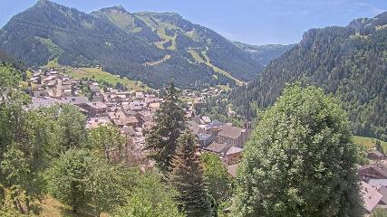 Avoriaz: Village (avorinet.com)