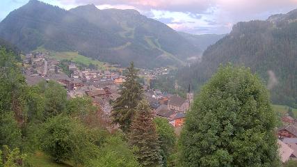 Avoriaz: Village (avorinet.com)