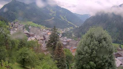Avoriaz: Village (avorinet.com)