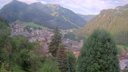 Avoriaz: Village (avorinet.com)