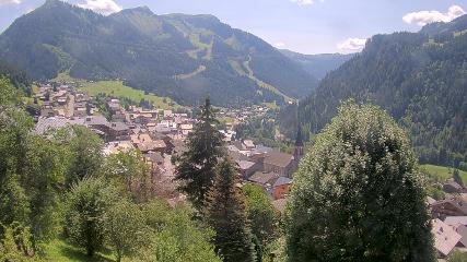 Avoriaz: Village (avorinet.com)
