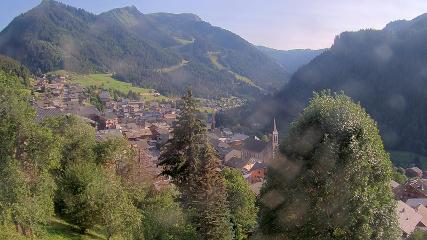 Avoriaz: Village (avorinet.com)
