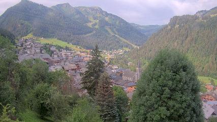Avoriaz: Village (avorinet.com)