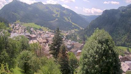 Avoriaz: Village (avorinet.com)