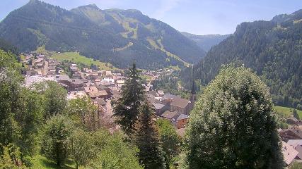 Avoriaz: Village (avorinet.com)