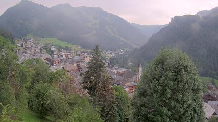 Avoriaz: Village (avorinet.com)