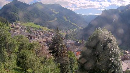 Avoriaz: Village (avorinet.com)
