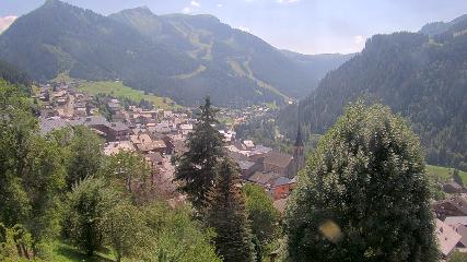 Avoriaz: Village (avorinet.com)