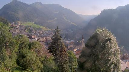 Avoriaz: Village (avorinet.com)