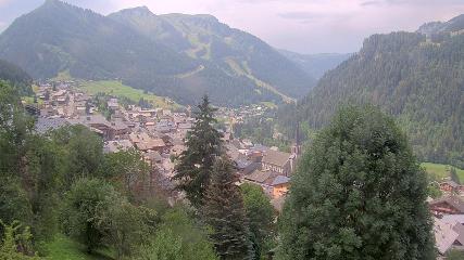 Avoriaz: Village (avorinet.com)