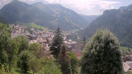 Avoriaz: Village (avorinet.com)