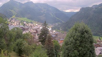 Avoriaz: Village (avorinet.com)