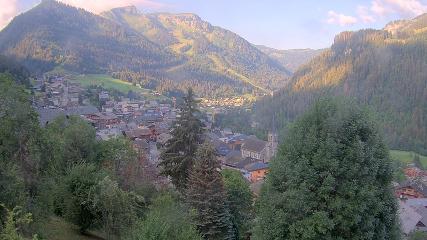 Avoriaz: Village (avorinet.com)