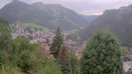 Avoriaz: Village (avorinet.com)