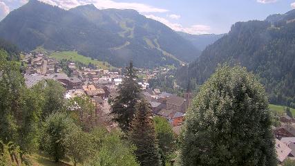 Avoriaz: Village (avorinet.com)