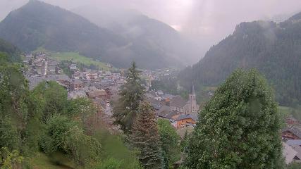 Avoriaz: Village (avorinet.com)