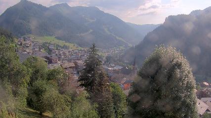 Avoriaz: Village (avorinet.com)