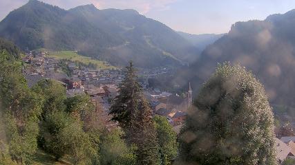 Avoriaz: Village (avorinet.com)