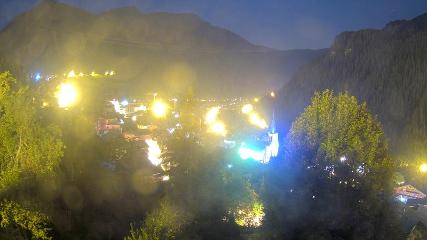 Avoriaz: Village (avorinet.com)
