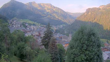 Avoriaz: Village (avorinet.com)