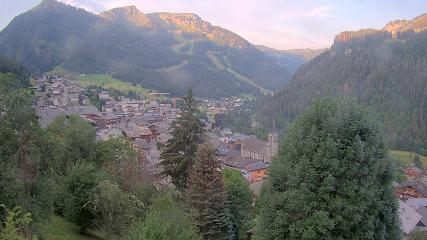Avoriaz: Village (avorinet.com)